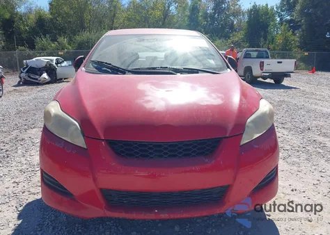 2009 Toyota Matrix z USA, uszkodzony, nr VIN 2T1KU40EX9C174063